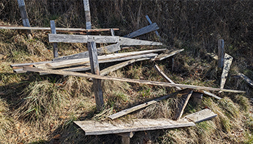 Vandalisme au Col de l'Escrinet, la LPO AuRA porte plainte !